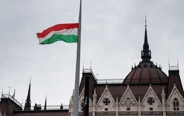 Більшість країн ЄС закликають покарати Угорщину – ЗМІ