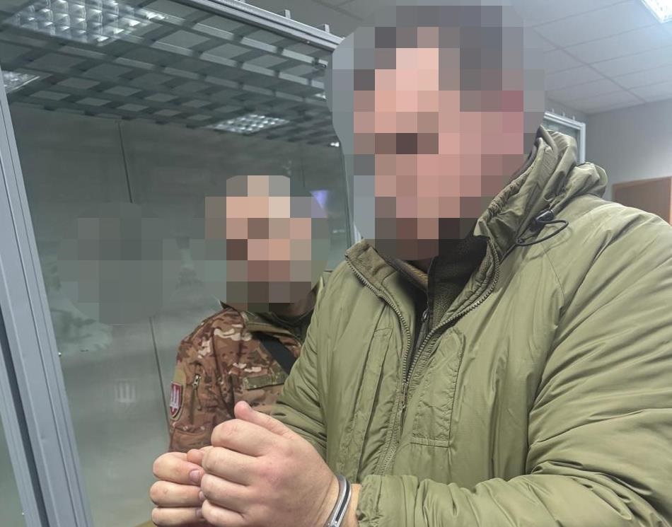 Привласнили понад мільйон “бойових”: судитимуть екскомбрига бригади ТРО