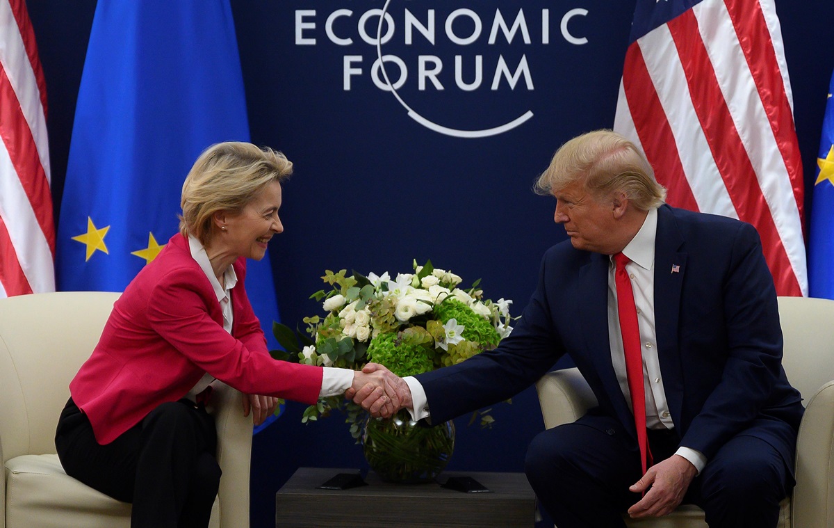 Трамп відклав мита на імпорт з ЄС