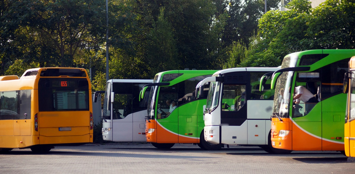 Україна імпортувала автобусів на $13 млн з початку року