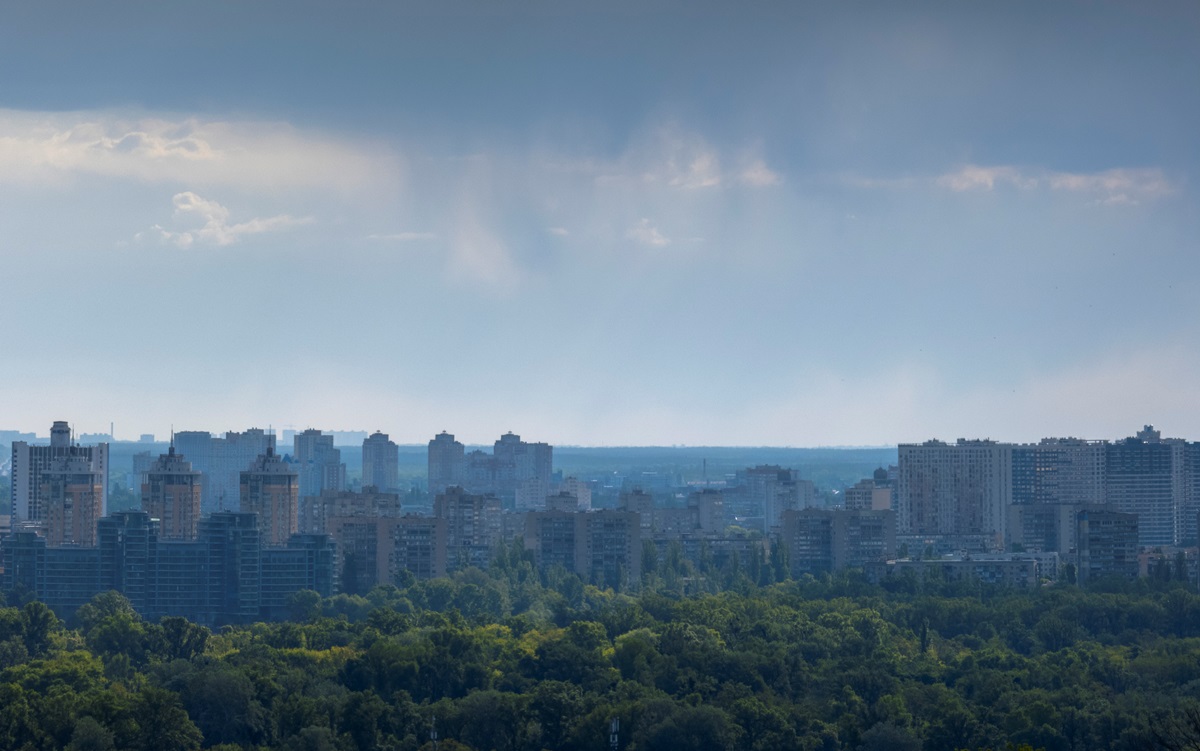 У Києві червень видався холоднішим за норму на 0,4°С