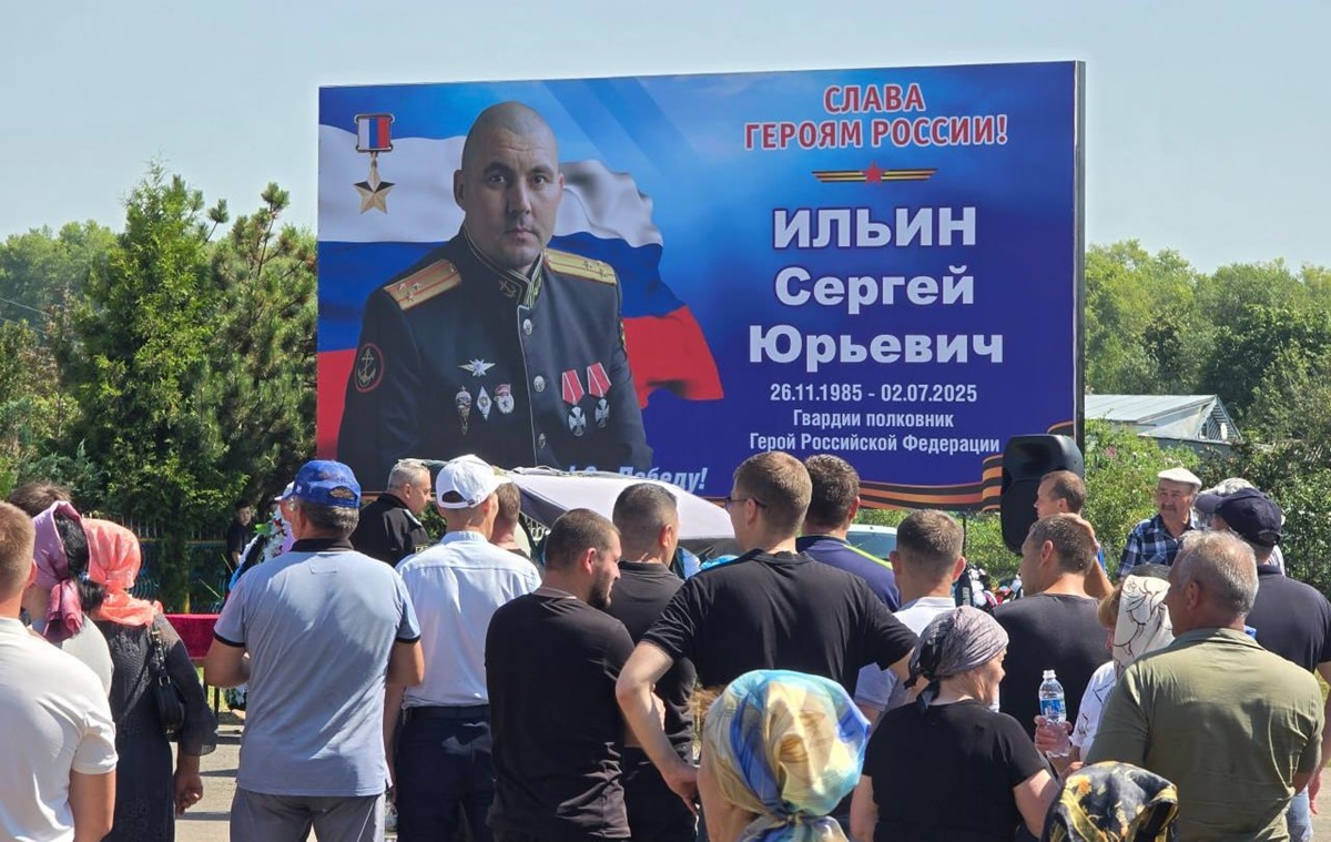 У Росії заявили про загибель командира 155 бригади
