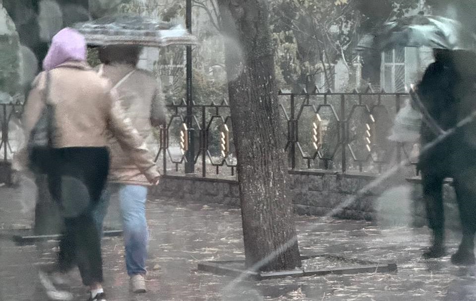 Одесу затопило: в місті випала півторамісячна норма опадів