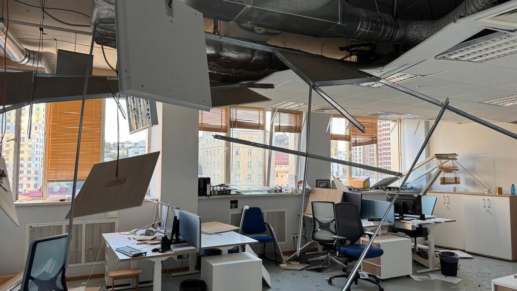 Під час масованого обстрілу Києва пошкоджено представництво ЄС