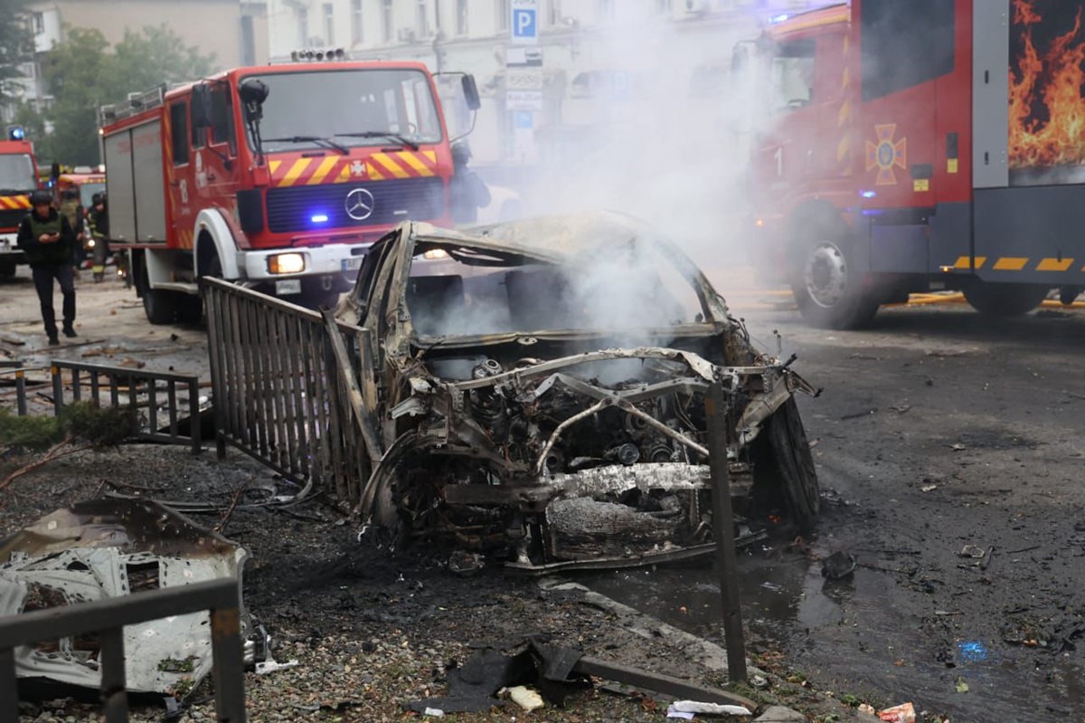 Рідкісна атака. Дроновий удар по Дніпру і Харкову