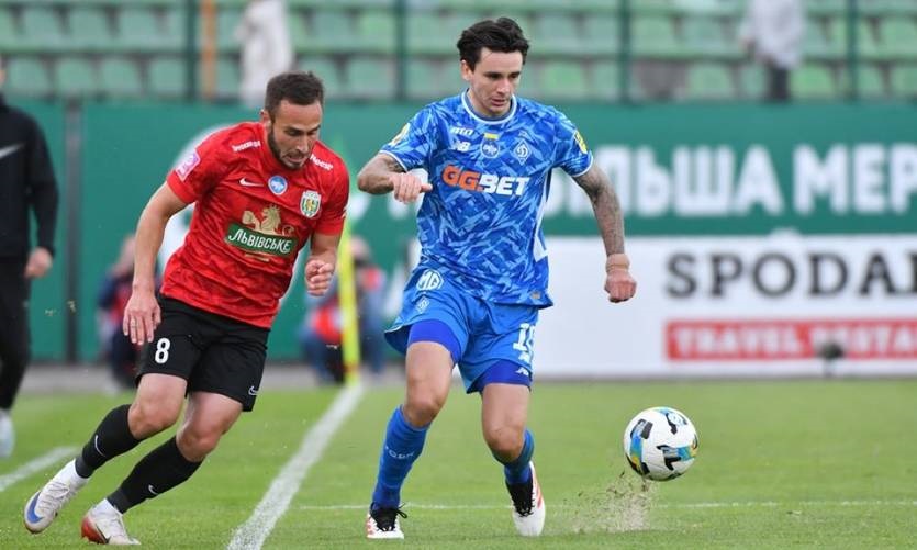 Шість голів у матчі Карпати-Динамо переможця не визначили