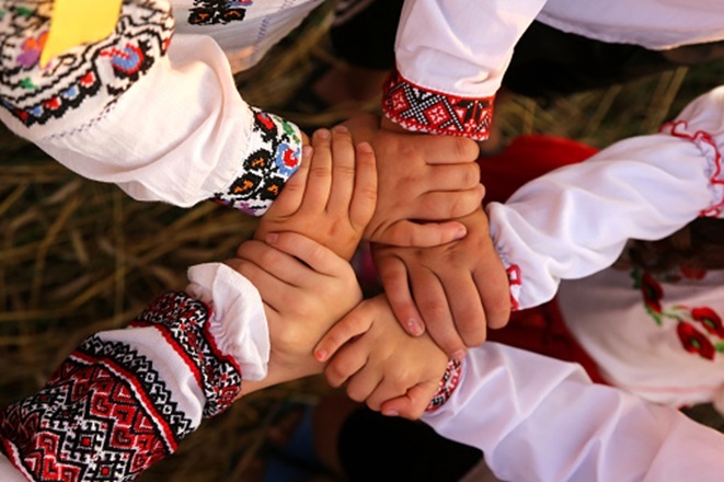 Сила в єдності: завдяки чому українське суспільство є стійким