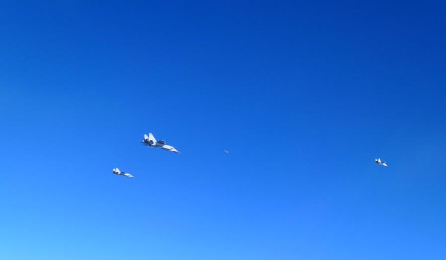 Угорські винищувачі перехопили п’ять російських літаків над Балтійським морем