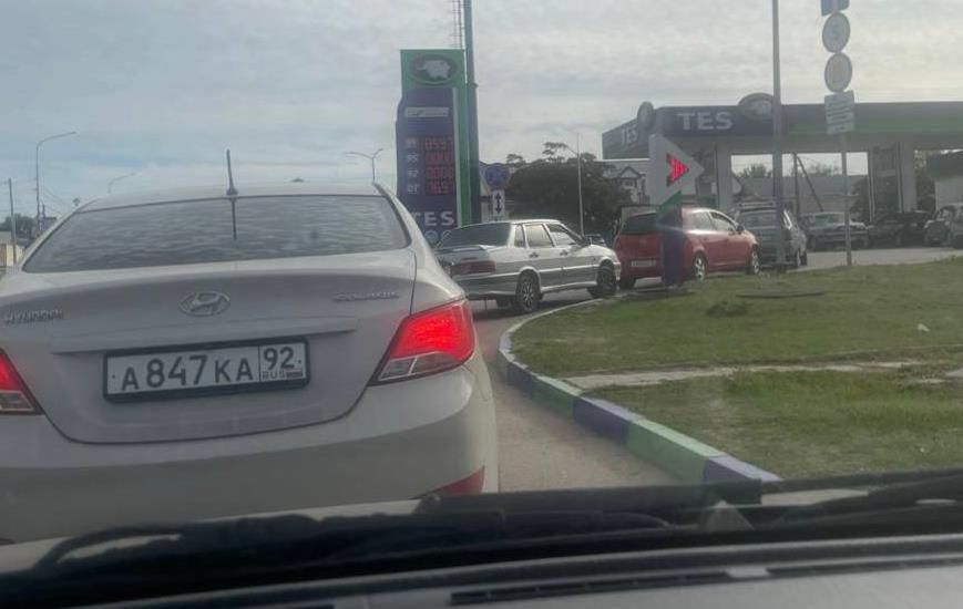 В окупованому Севастополі обмежили продаж бензину