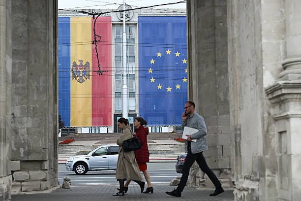 Вибори у Молдові: підрахунок голосів на фініші