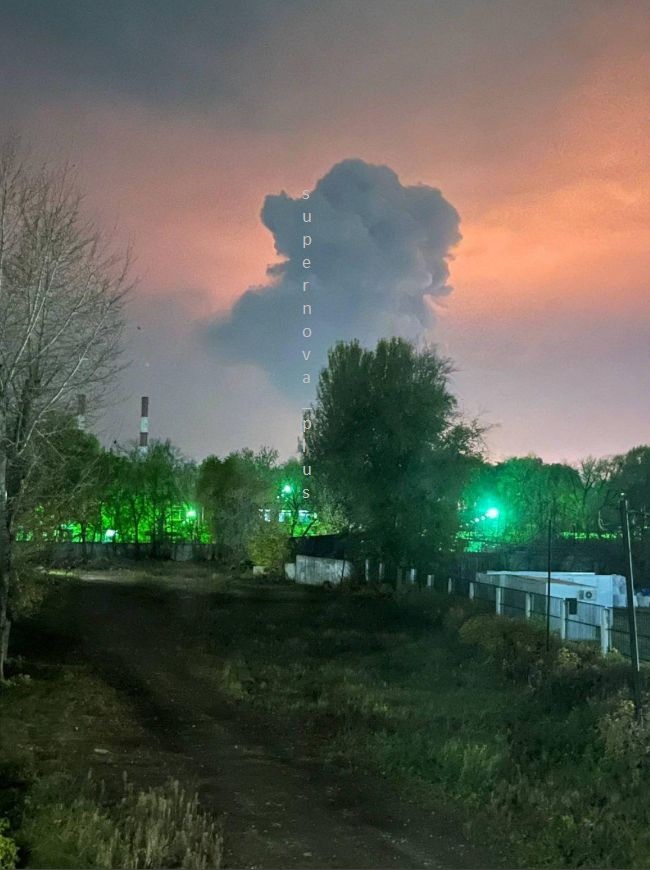 Атака на РФ: в Оренбурзі і Самарі горять газзавод і НПЗ