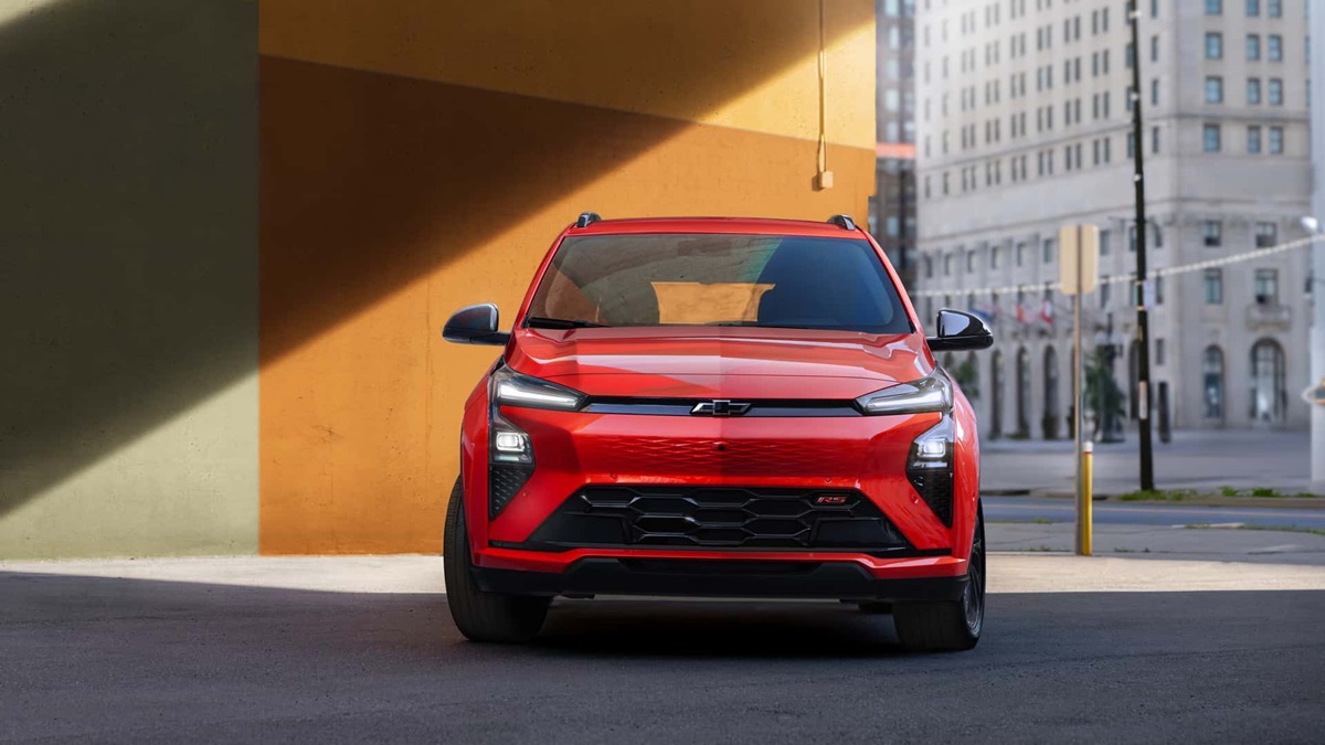 Chevrolet повертає електрохетчбек Bolt