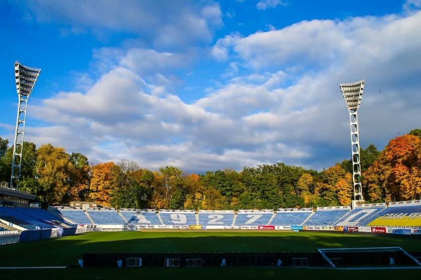 Динамо дозволили прийняти більше вболівальників на матчах