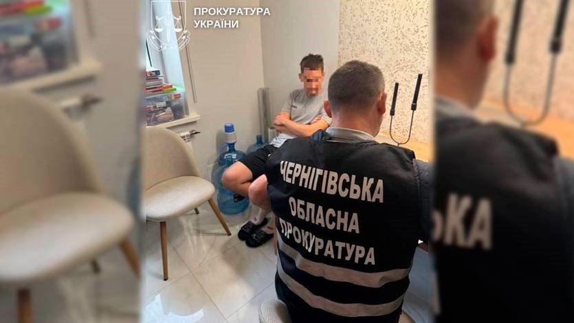 Директора українського клубу підозрюють у бронюванні уклонистов