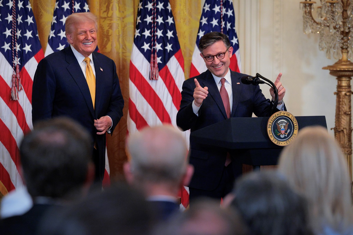 Джонсон: Трамп тролить демократів, говорячи про свій третій термін