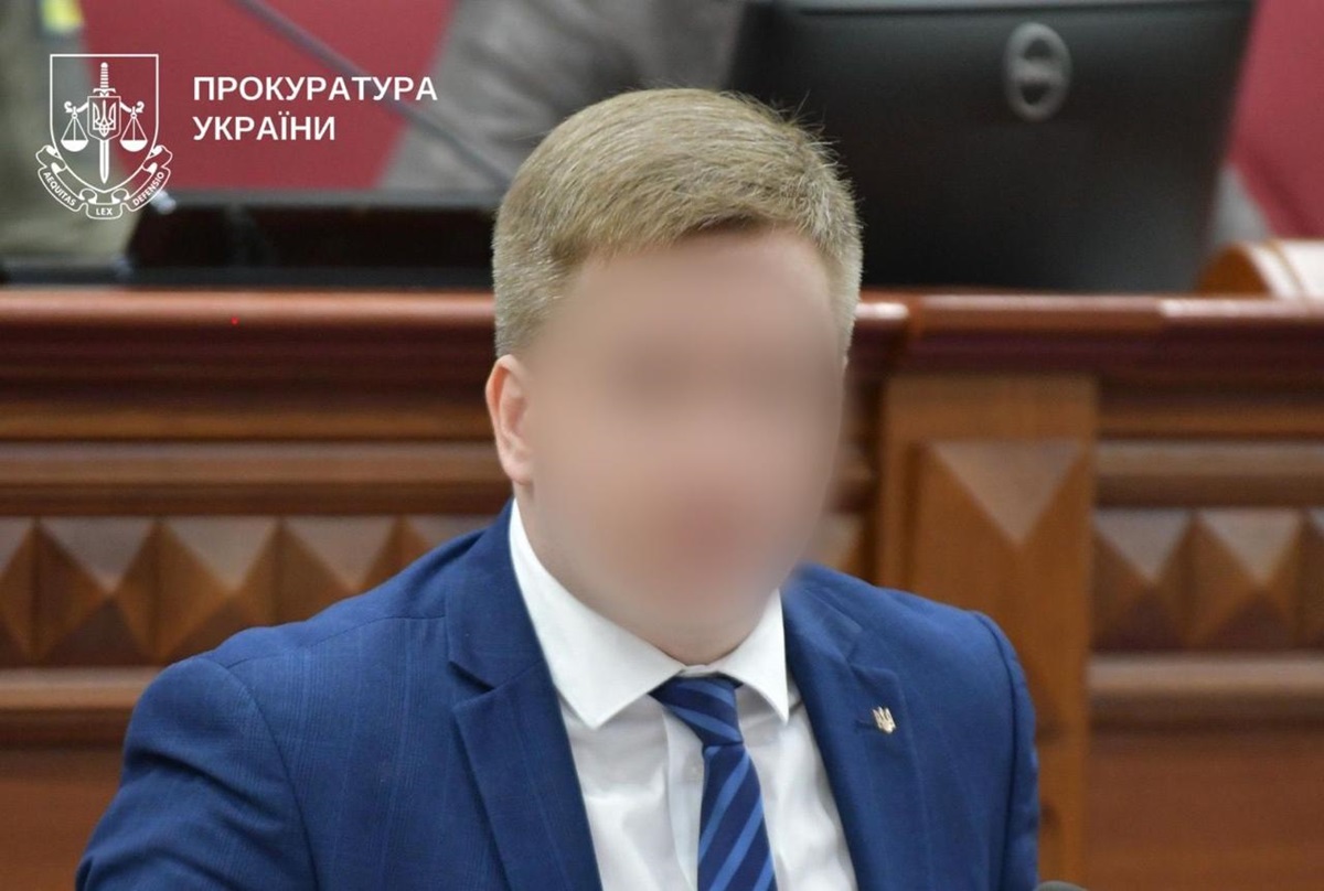 Екссекретаря Київради судитимуть за сприяння ухиленню від служби