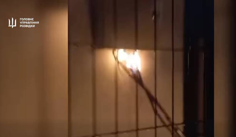 ГУР показало, як партизани нищать вежі зв’язку в РФ