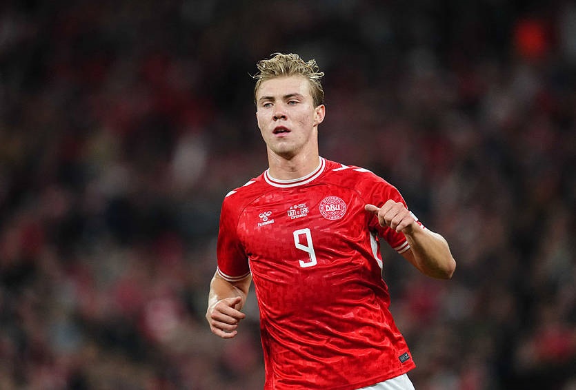 Новини спорту - Наполі офіційно викупив данського форварда у МЮ