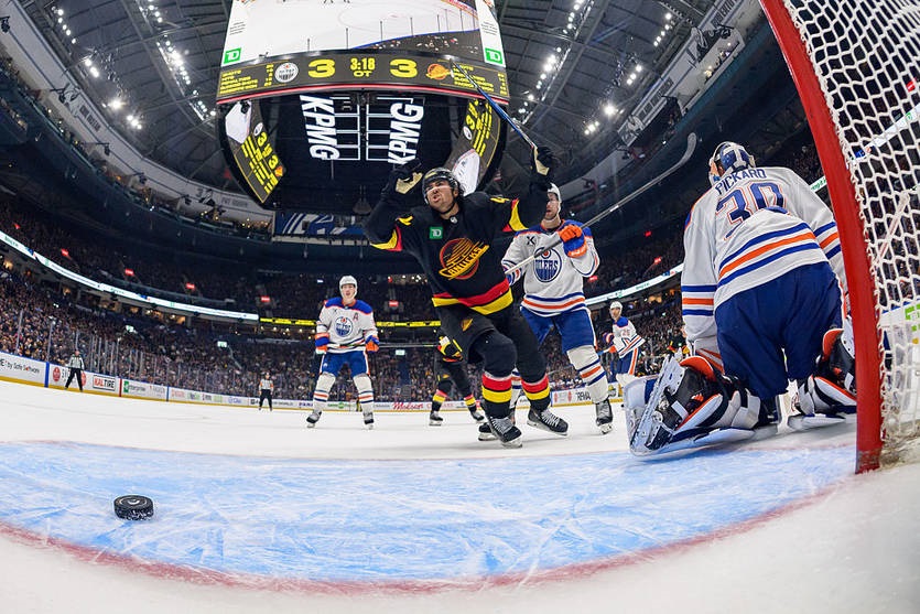 НХЛ: Ванкувер і Калгарі святкують перемоги