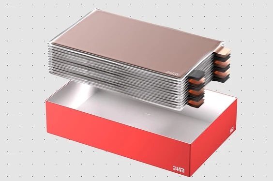 Новий акумулятор для електромобілів обіцяє на 50% більший запас ходу