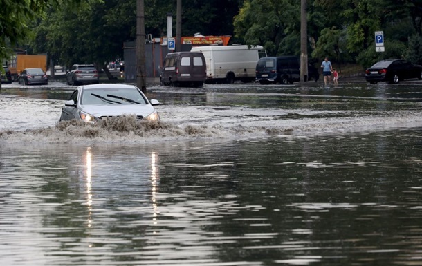 Одеса пішла під воду: є жертви, а винна не лише погода