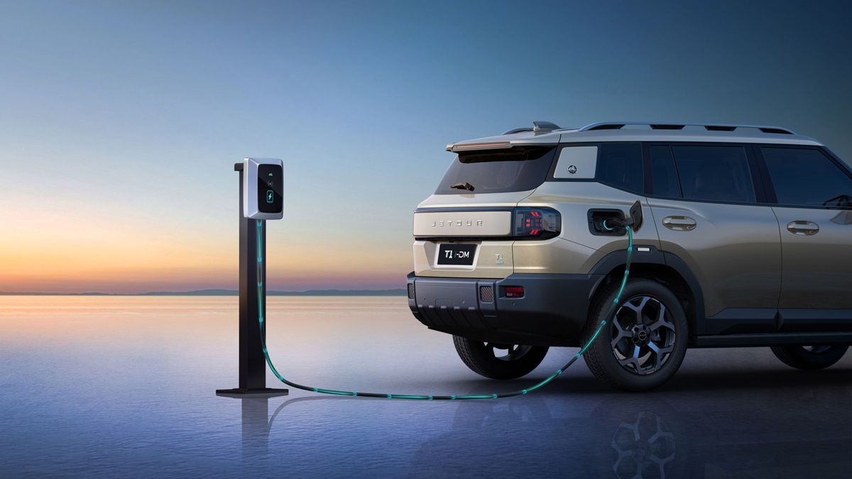 Авто новини - Перша гібридна модель від JETOUR незабаром в Україні!