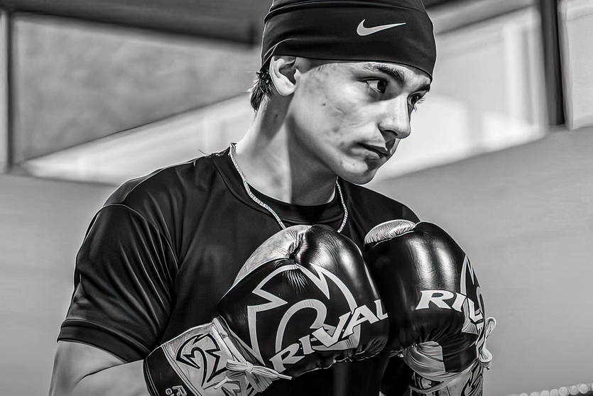 Пішов з життя 17-річний син боксера на прізвисько Грім, що помер у 37 років