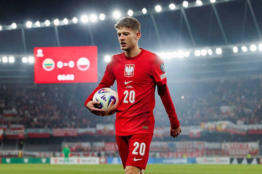 Поляк шокував Литву неймовірним голом з кутового