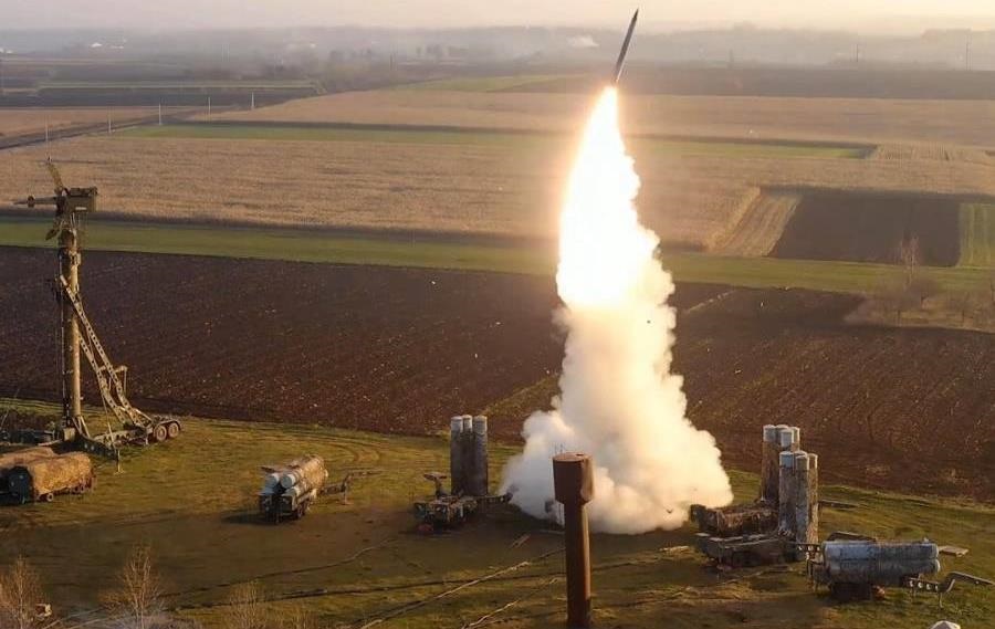 ППО перехопила 15 ракет і понад 400 дронів