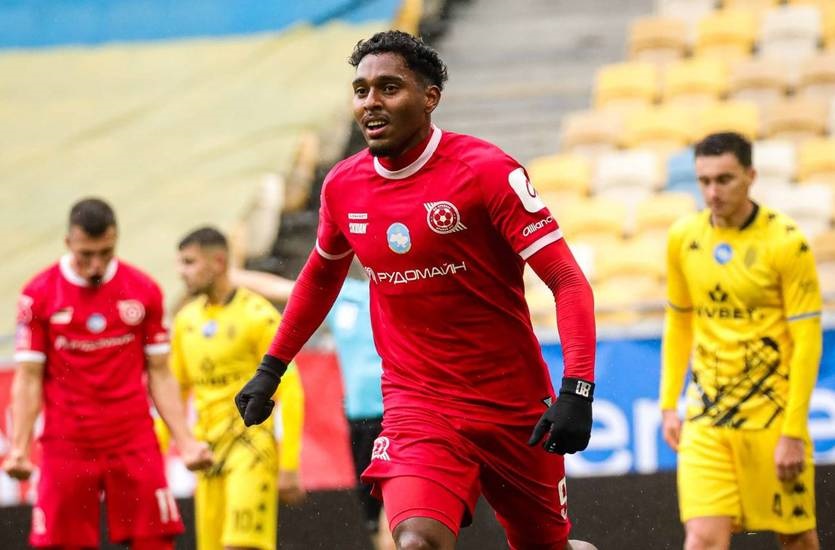 Новини спорту - Рух поступився Кривбасу: Кривбас вийшов у лідери чемпіонату