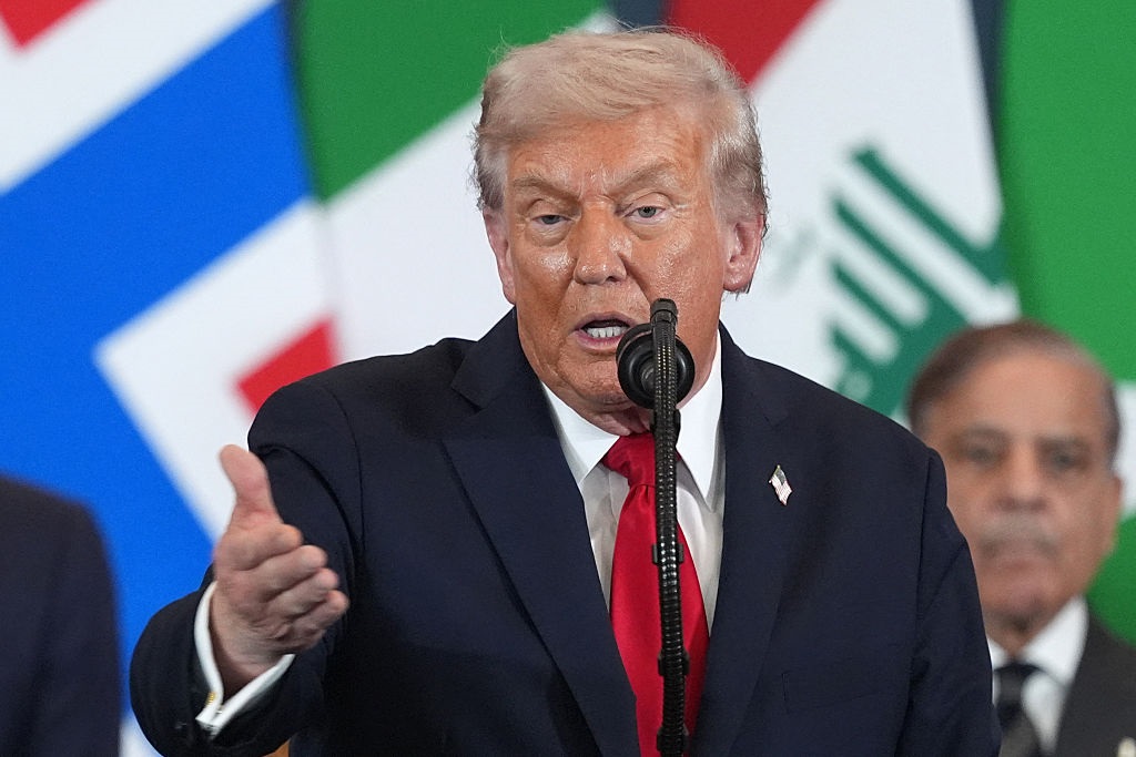 Трамп назвав своє фото на обкладинці Time “найгіршим в історії”