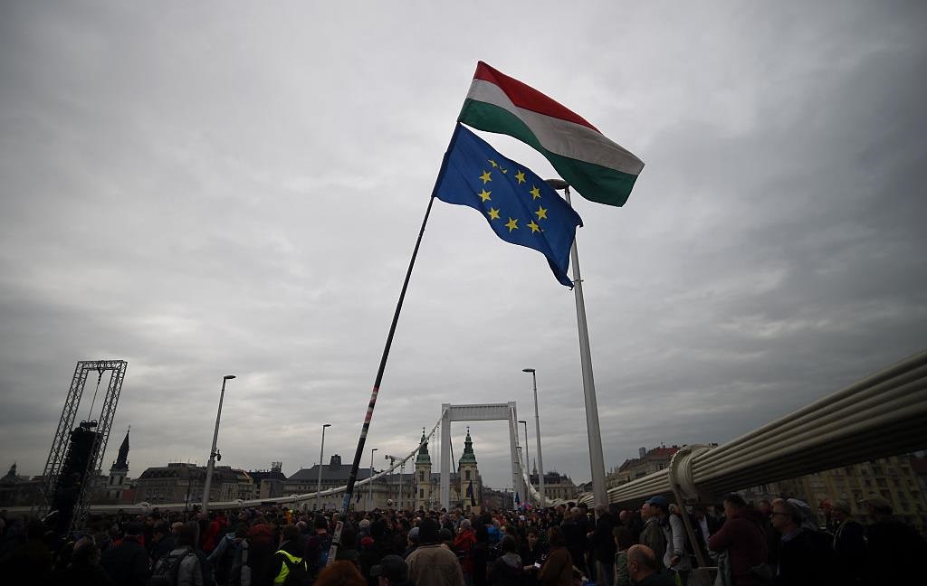 В ЄС створюють групу для розслідування шпигунства Угорщини