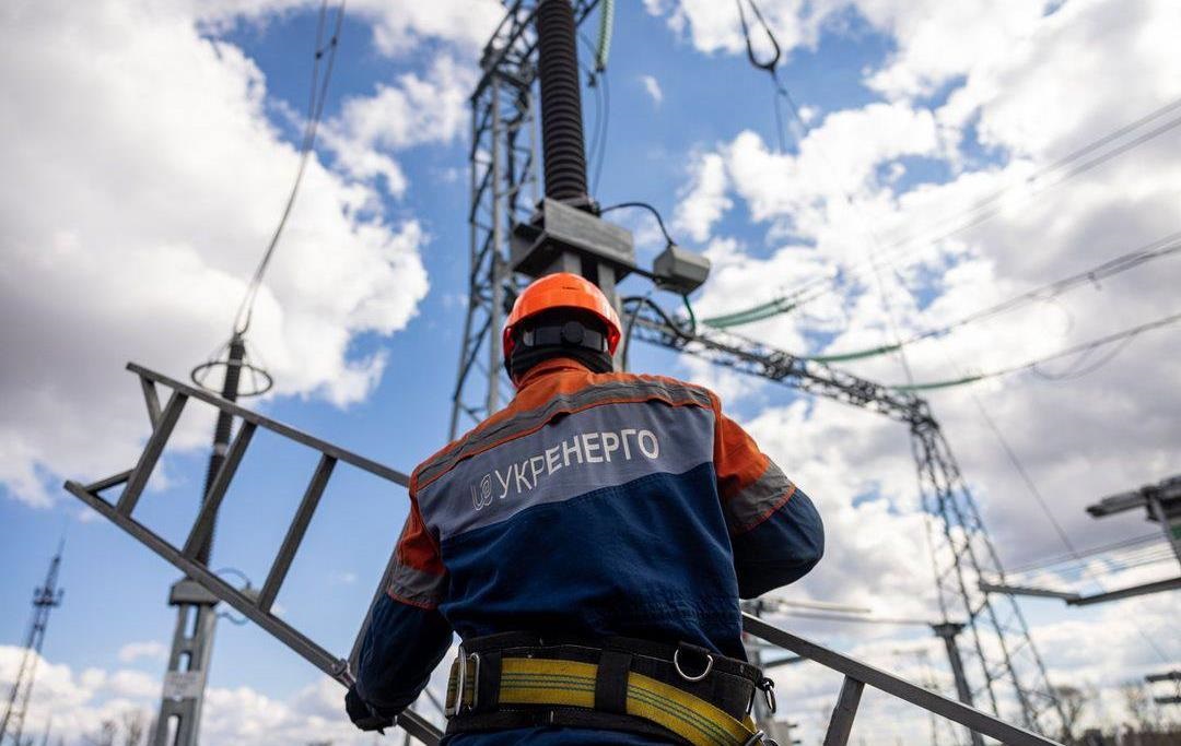 Новини України - Відключення світла діють у 12 областях - Укренерго