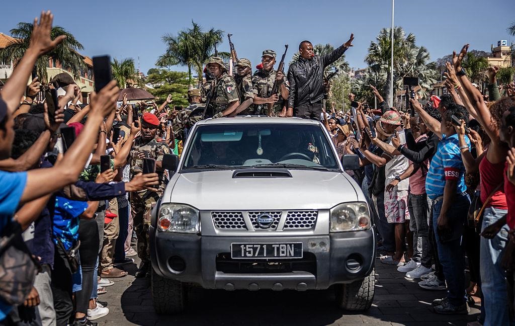 Військові Мадагаскару взяли владу у свої руки після втечі президента