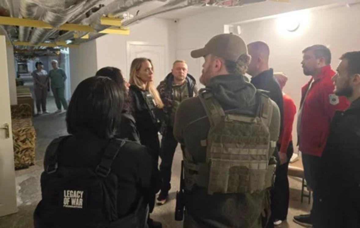 Анджеліна Джолі поділилася враженнями після візиту в Херсон і Миколаїв