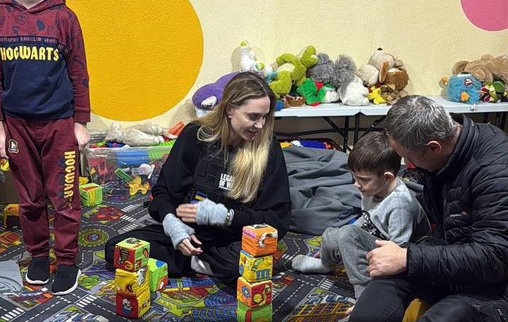 Анджеліна Джолі відвідала Херсон – соцмережі