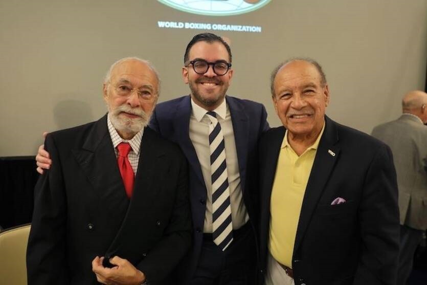 Президент WBO висловився щодо відмови Усика від титулу