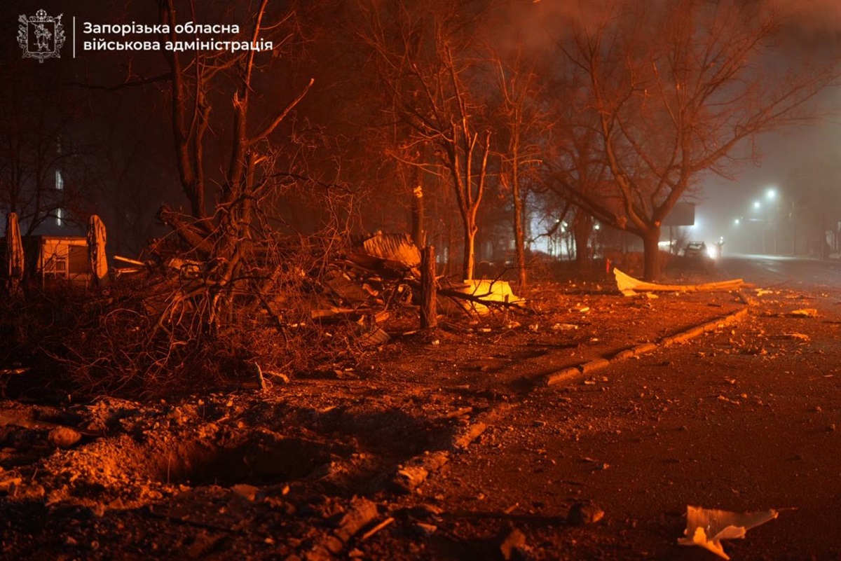 РФ атакувала Запоріжжя, є загиблі і поранені – ОВА