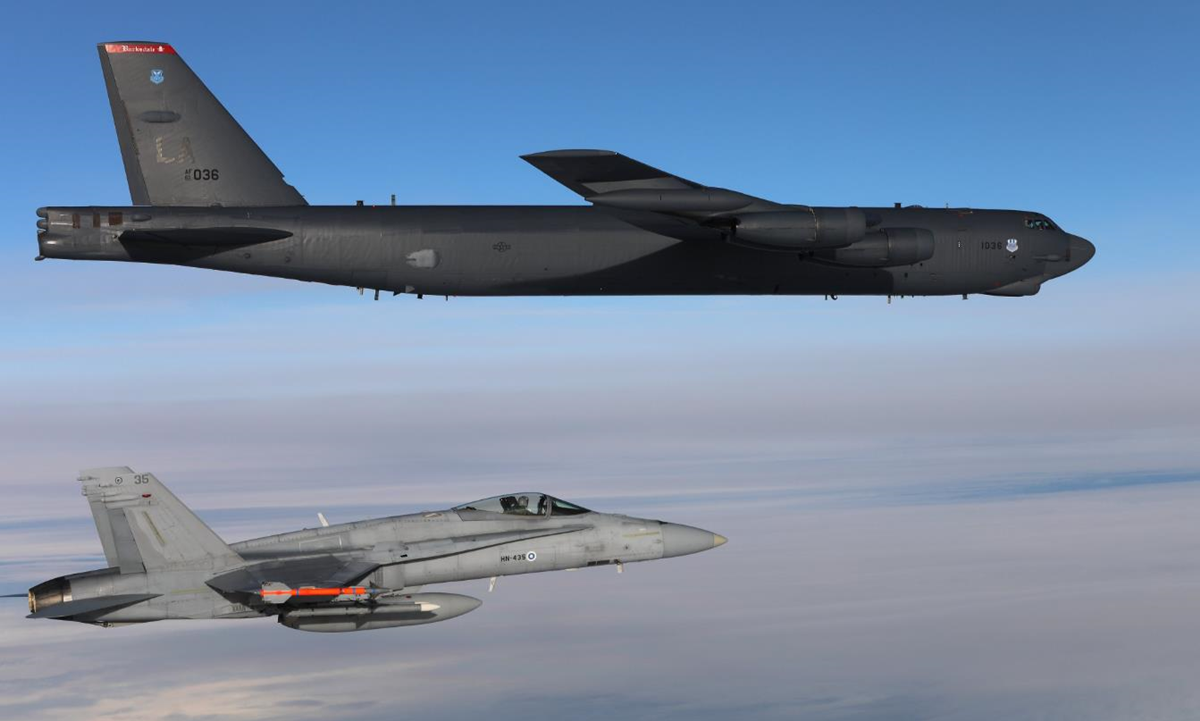 США відпрацювали удари з ядерного бомбардувальника на кордоні з РФ