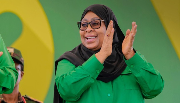 У Танзанії склала присягу нова президентка