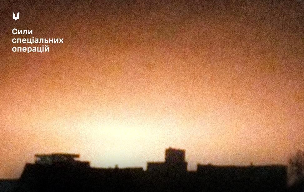 Уражено важливий завод в Росії і склад боєприпасів