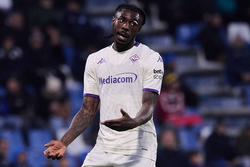 Барселона проявляє інтерес до форварда Фіорентини