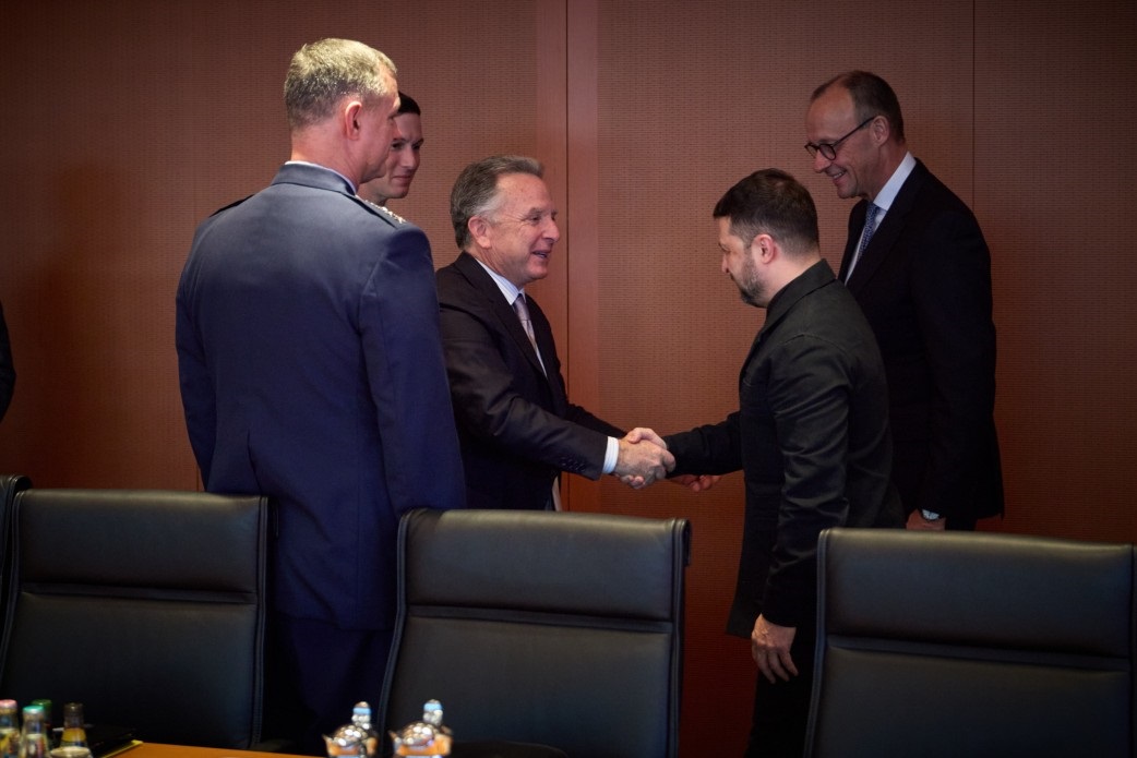 Перемовини в Берліні: чи вийдуть ЗСУ з Донбасу?