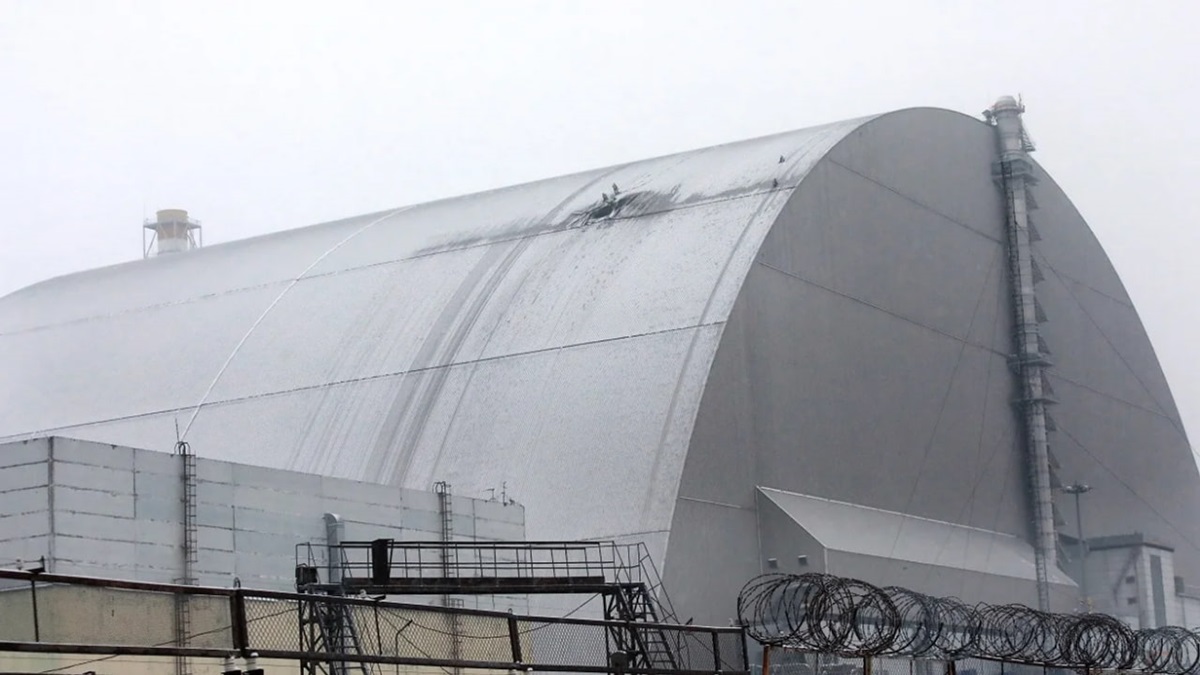 Пошкодження арки над ЧАЕС: експерт розкрив деталі відновлення