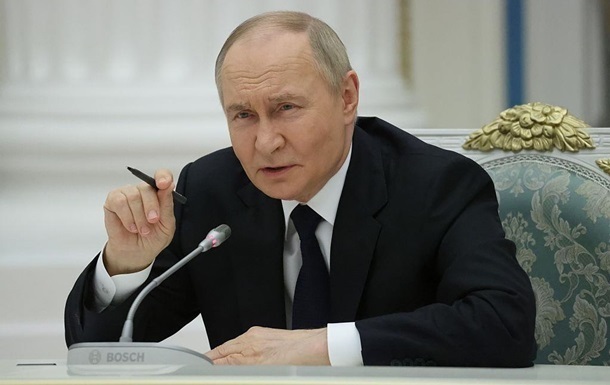 Путін підписав бюджет РФ з 40% витрат на армію