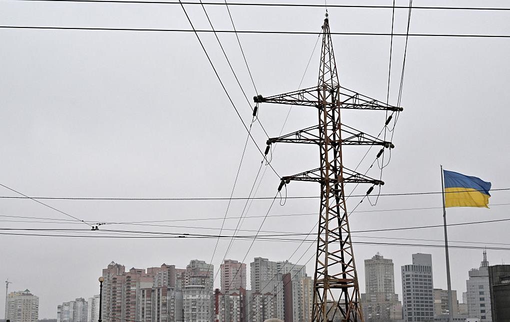 Україна цілодобово імпортує електроенергію