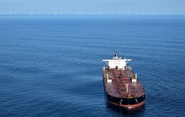 ЄС та G7 готують повну заборону морських перевезень російської нафти – ЗМІ