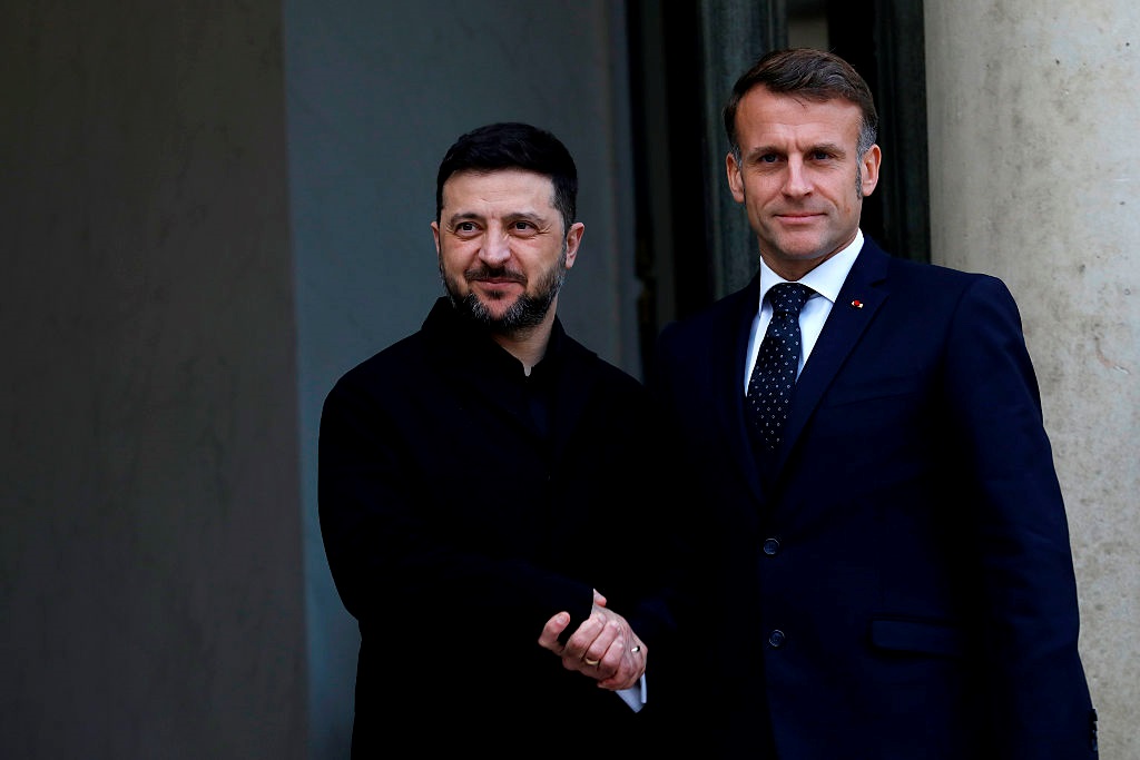 Зеленський зробив заяву про визнання українських водійських прав у Франції