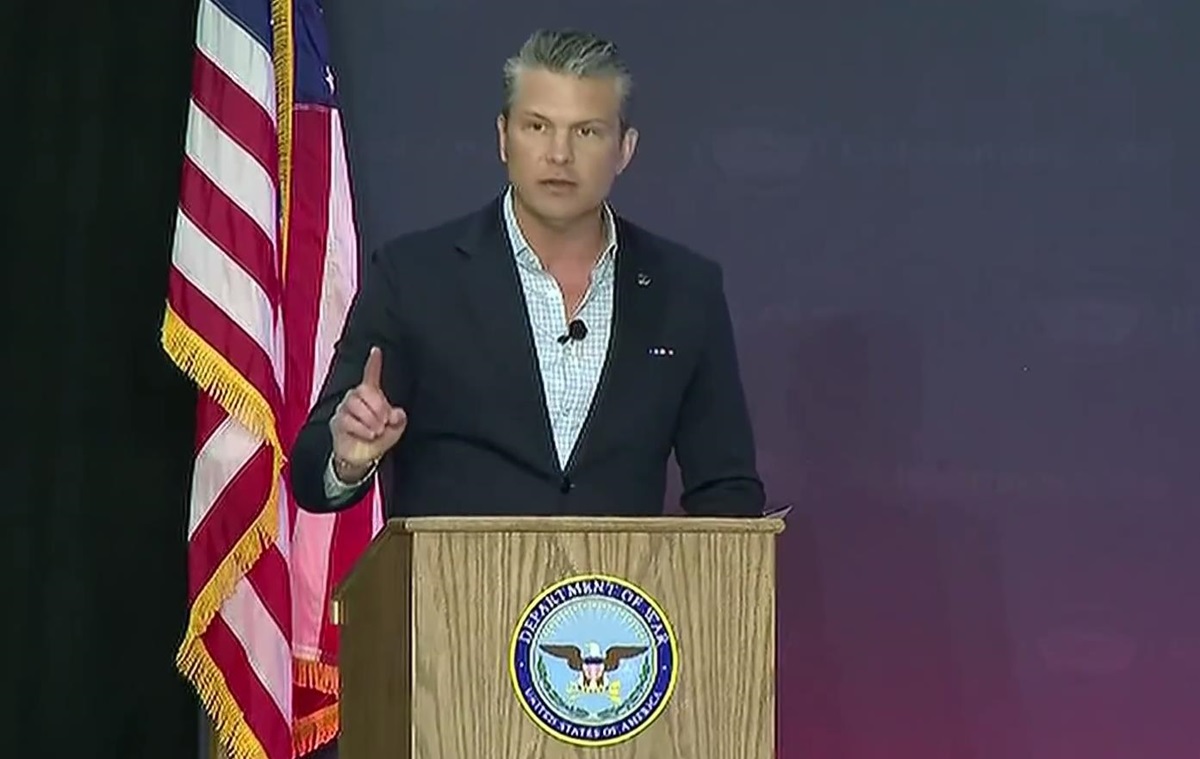 Новини світу - Голова Пентагона потролив російську ППО