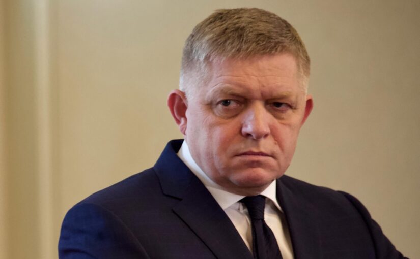 Фіцо заявив, що не зміг поговорити з Зеленським перед виконанням погрози